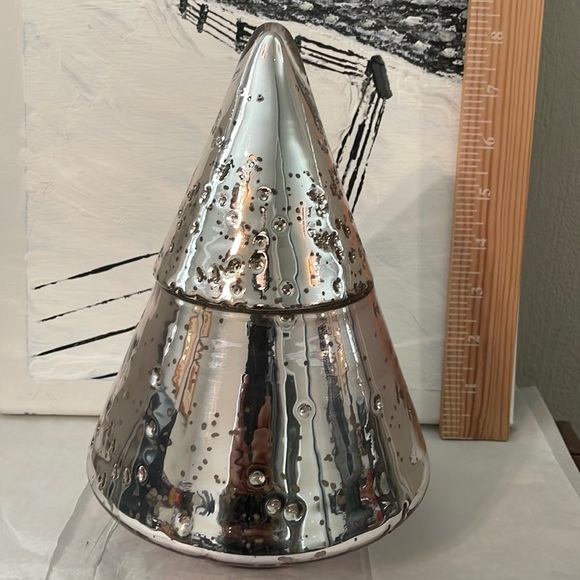 Hallmark Scented Candle  NWT - Picture 1 of 6